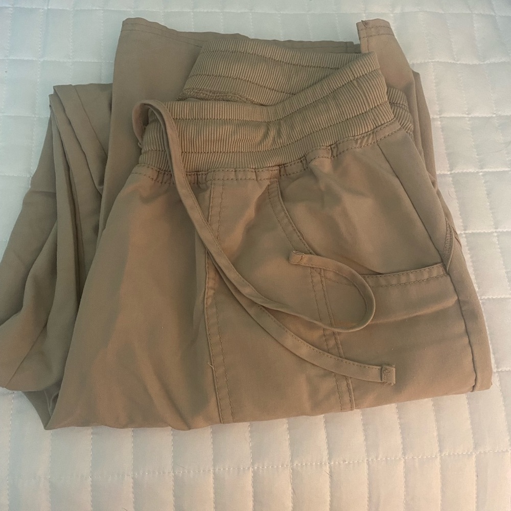 Scrub star khaki scrub pants M